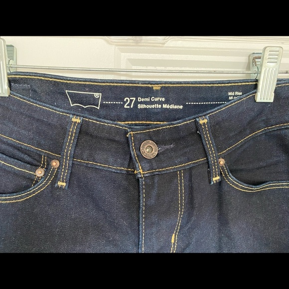 Levi’s Denim Curve Mod-Rise Skinny Dark Jeans - Picture 2 of 4